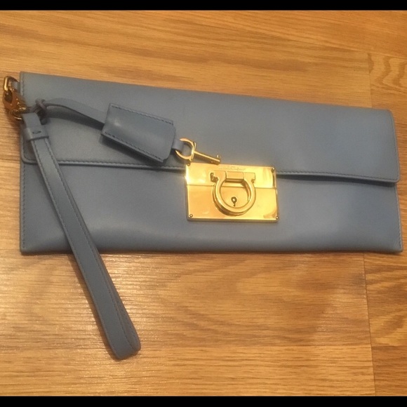 Salvatore Ferragamo blue afef clutch - Picture 2 of 8